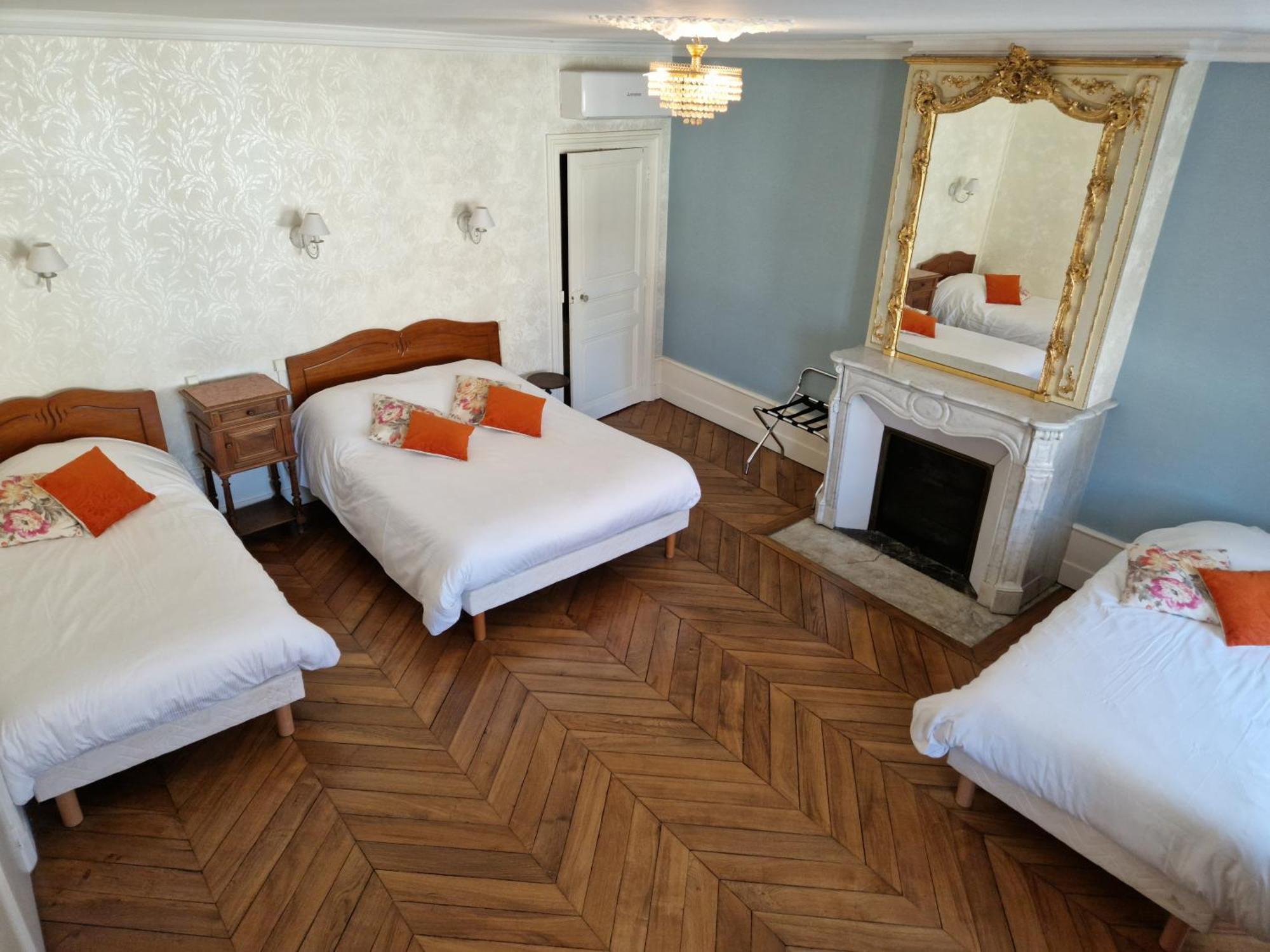 Hotel De La Ferte Chagny  Dış mekan fotoğraf
