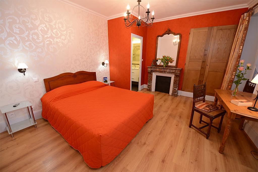 Hotel De La Ferte Chagny  Oda fotoğraf